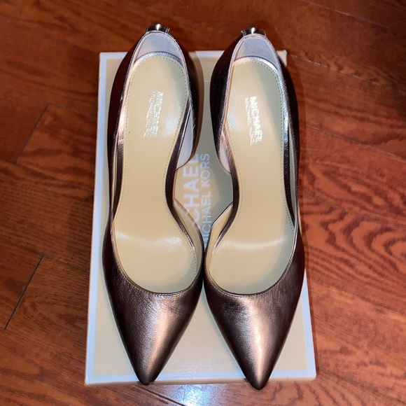 Pre owned Michale Kors Leather heels - Picture 7 of 10